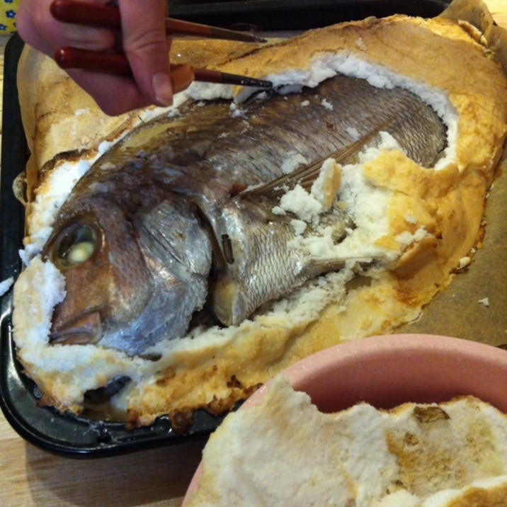 おめで鯛 鯛の塩釜焼き レシピ 作り方 By 楽天レシピ おめで鯛 鯛の塩釜焼き レシピ 作り方 By 楽天レシピ